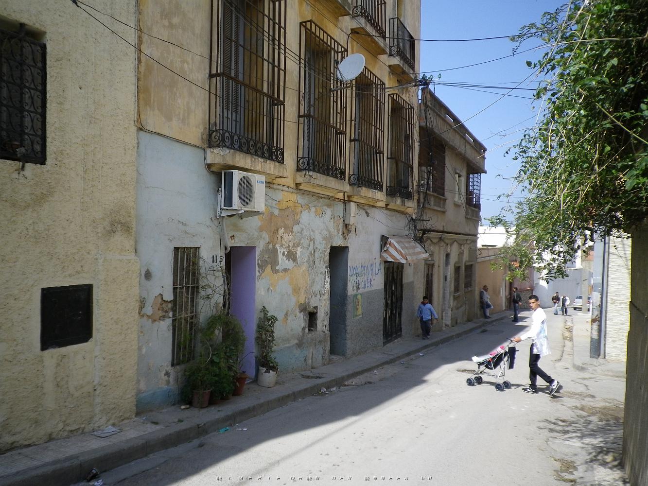 1040 montplaisant rue lerebourg calendini ancien passage a niveau jusqu'a  avenue de tunis.JPG